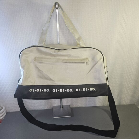 Retro White & Black Shoulder Tote Bag With "01-01-00" Print Zipper Closure Y2K - Picture 1 of 10
